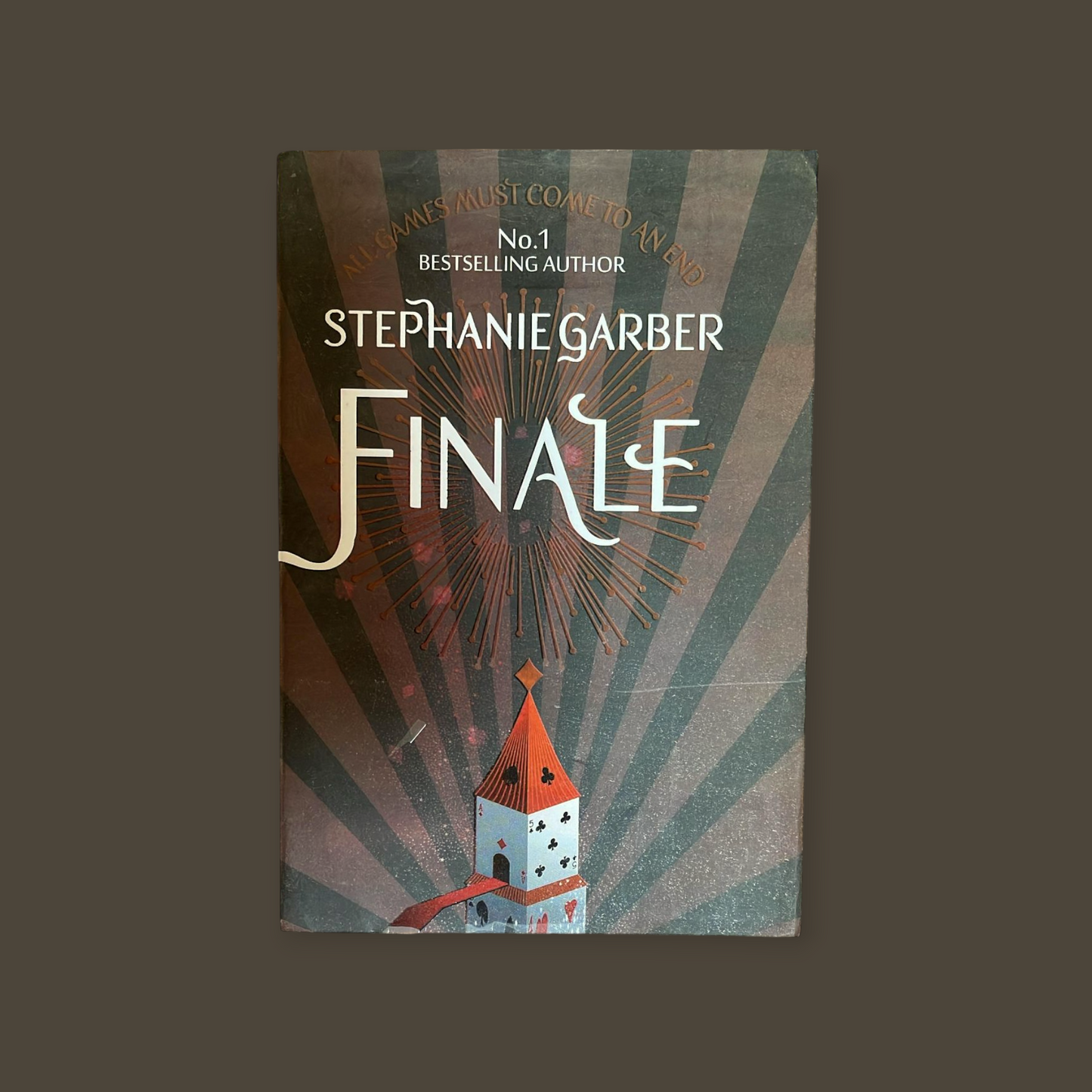 Finale: A Caraval Novel Novel by Stephanie Garber