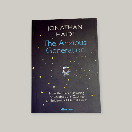 The Anxious Generation  (English, Paperback, Haidt Jonathan)