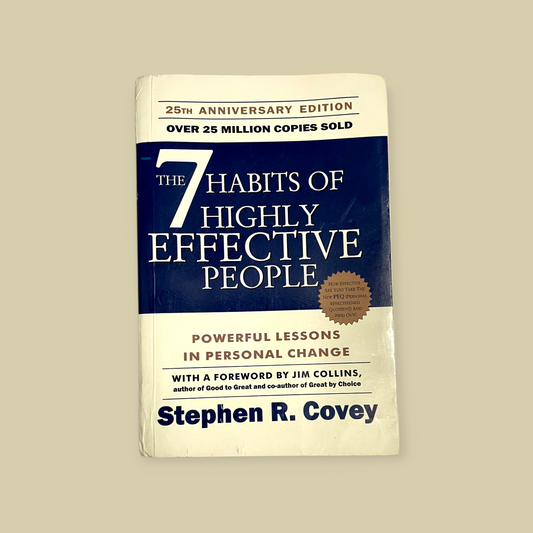 The 7 Habits of Highly Effective People: Powerful Lessons in Personal Change  (Paperback, Stephen R. Covey)